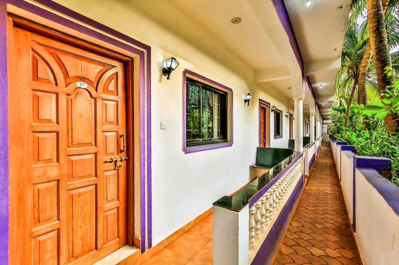 Oyo 13311 The White Feather Hotel Mandrem Ngoại thất bức ảnh