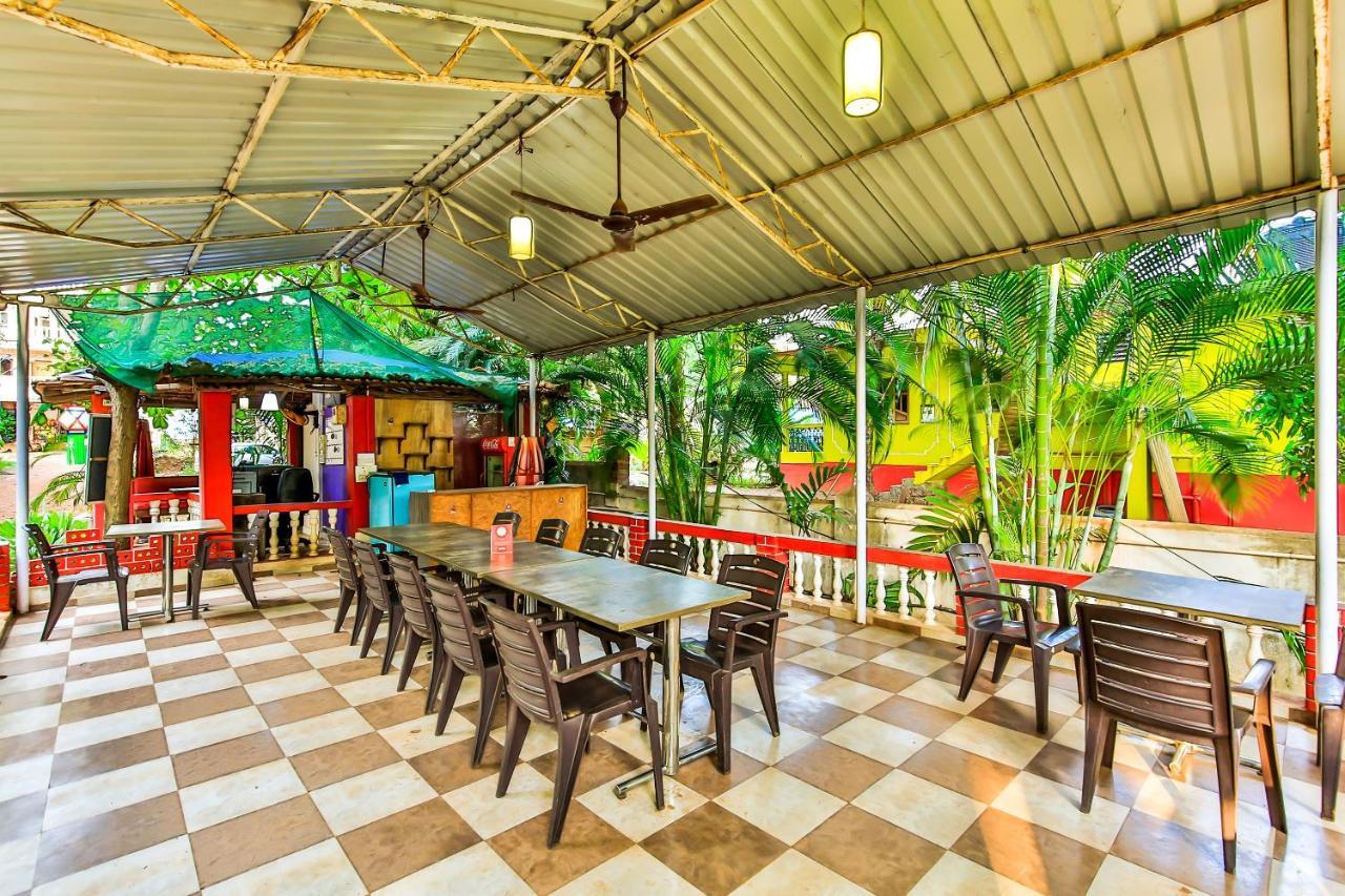 Oyo 13311 The White Feather Hotel Mandrem Ngoại thất bức ảnh