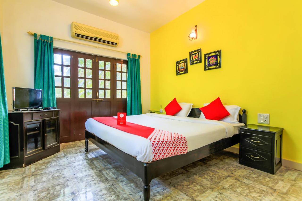 Oyo 13311 The White Feather Hotel Mandrem Ngoại thất bức ảnh