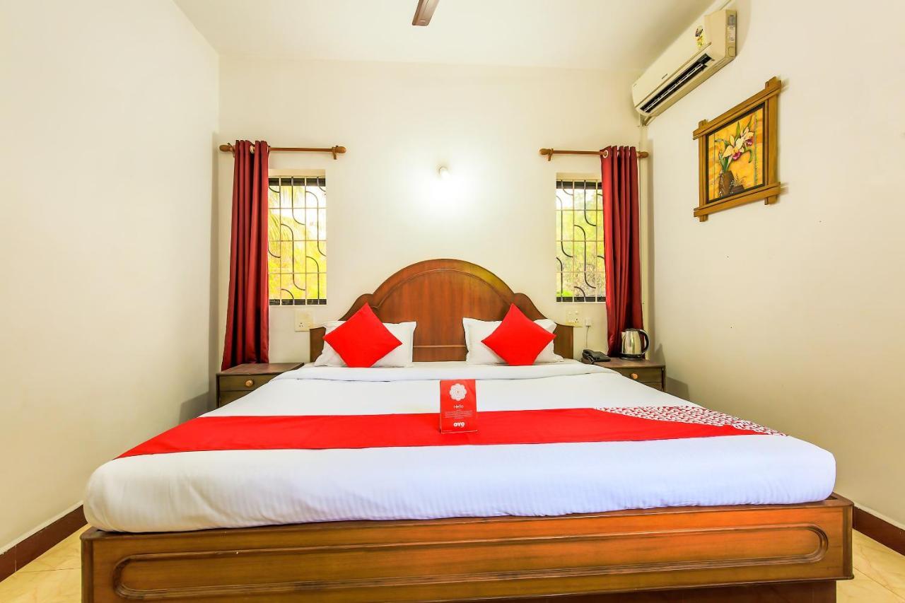Oyo 13311 The White Feather Hotel Mandrem Ngoại thất bức ảnh